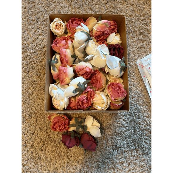 Bridal Shower Decoration Set, Banner, Streamers, Roses, Picture Props, - Picture 7 of 9